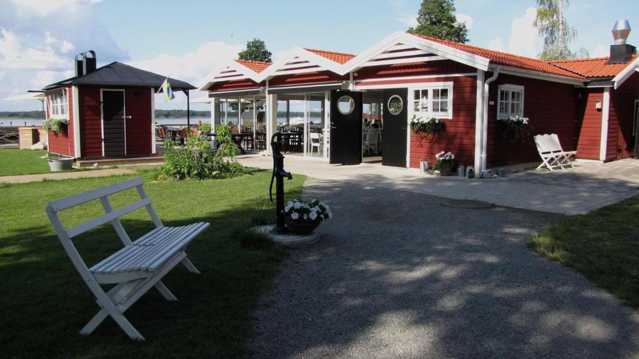 Bed and Breakfast Ranch Moerby à Stora Mellosa Extérieur photo