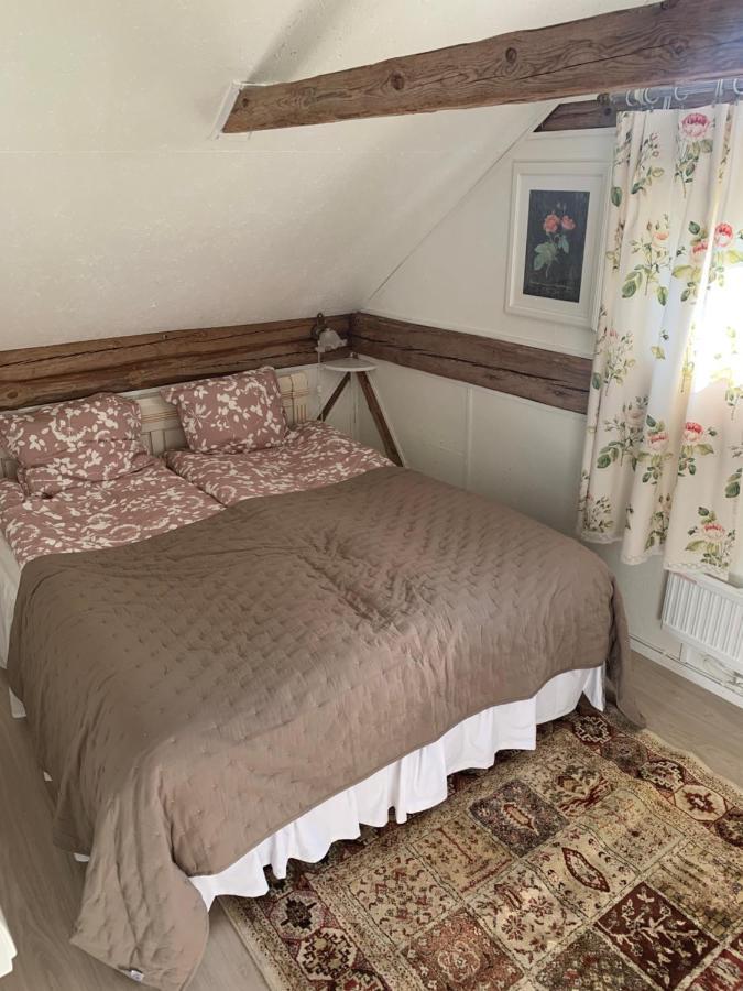 Bed and Breakfast Ranch Moerby à Stora Mellosa Extérieur photo